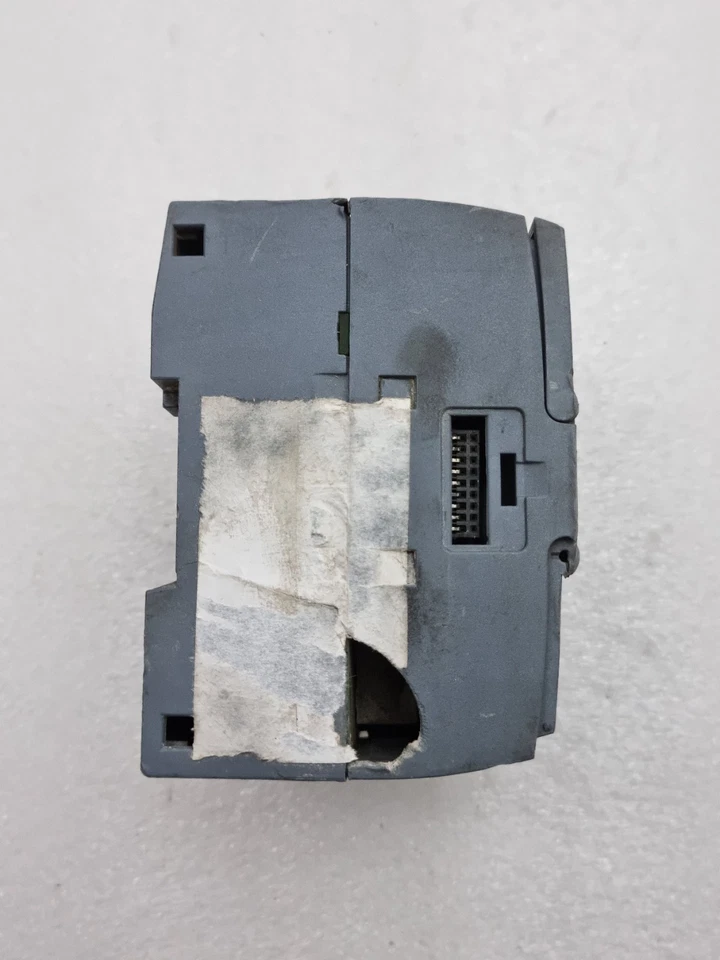 Siemens CPU 1212C DC/DC/RLY 6ES7 213-1HD30-0XB0 S7-1200 24Vdc (Cosmetic Damaged)